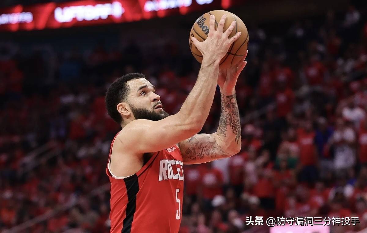 包含赛地聚焦：NBA总决赛赛前热度飙升，休斯敦火箭门线救险，管理层满意，更衣室氛围转暖的词条
