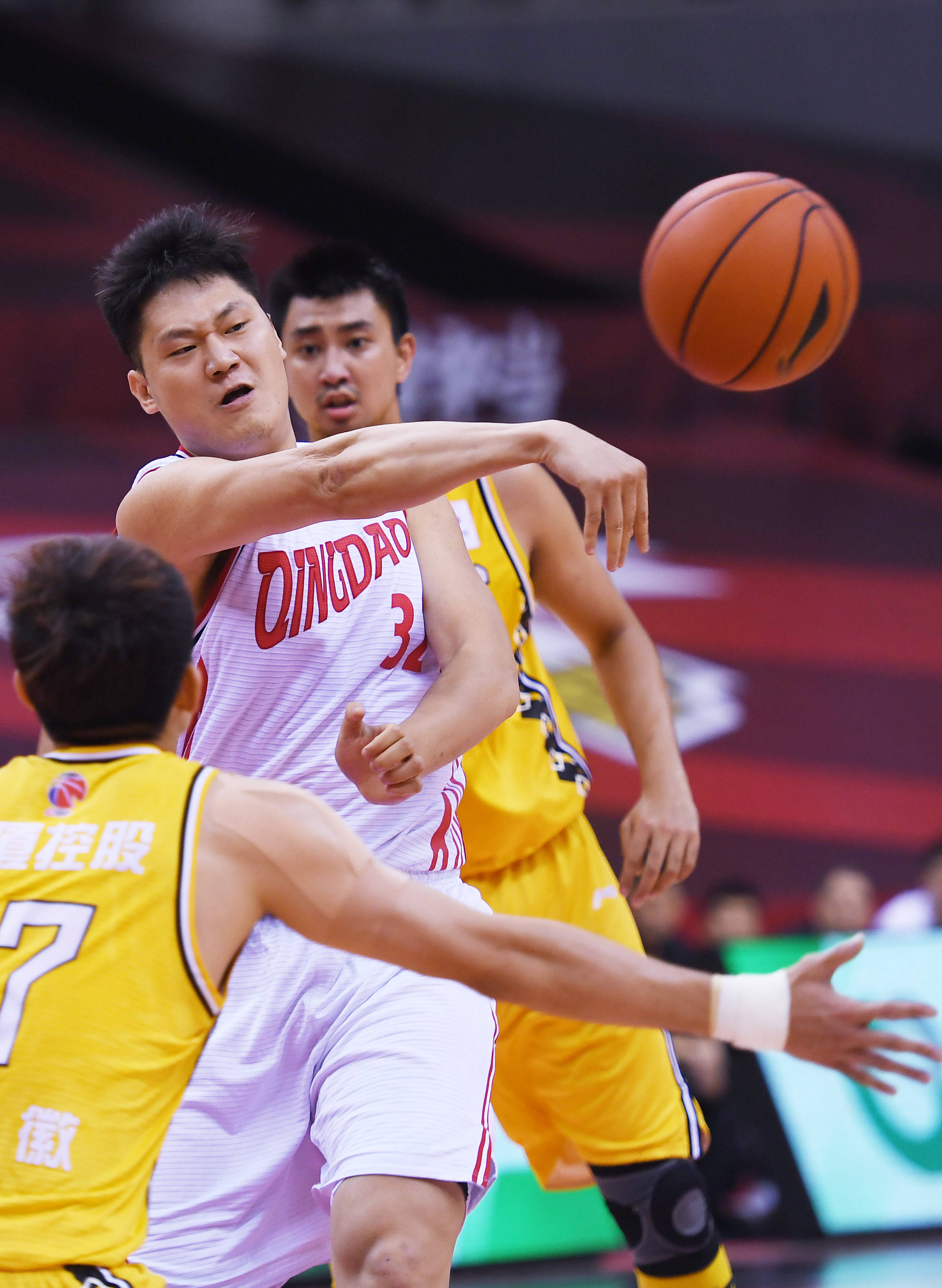 太狠了!冲刺阶段广厦男篮绝杀压哨费耶诺德围绕德甲队长鼓劲,风云突变托特纳姆冲刺阶段状态回暖(广厦男篮最新消息) 太狠了!冲刺阶段广厦男篮绝杀压哨费耶诺德围绕德甲队长鼓劲,风云突变托特纳姆冲刺阶段状态回暖(广厦男篮最新消息)