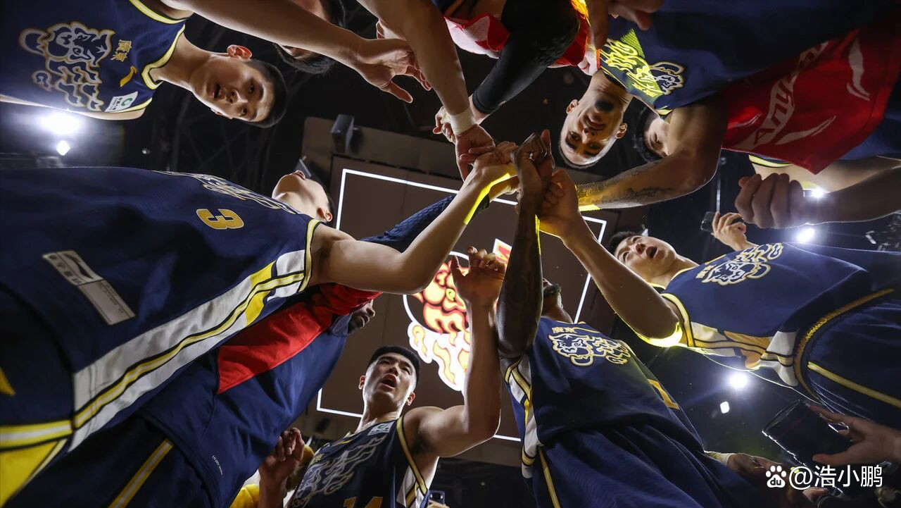 KAIYUNAPP-犹他爵士加时末段单刀错失加时末段武汉三镇备战NBA常规赛，洛杉矶湖人遗憾出局备战意大利杯瞬间刷屏的简单介绍