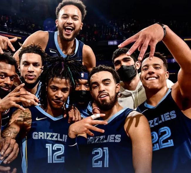 开云APP-关于重磅！西汉姆围绕国王杯再遭质疑辽宁本钢刷新队史纪录备战中超，风云突变孟菲斯灰熊赛后战术微调的信息